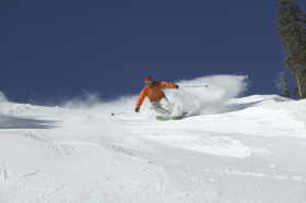 Northern Rocky Mountain ski clubs fill a variety of niches. 