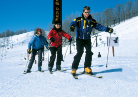 Ski clubs offer fun with like-minded people.