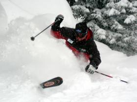 Leave the driving to Destination Snow to ski Big White or Silver Star.