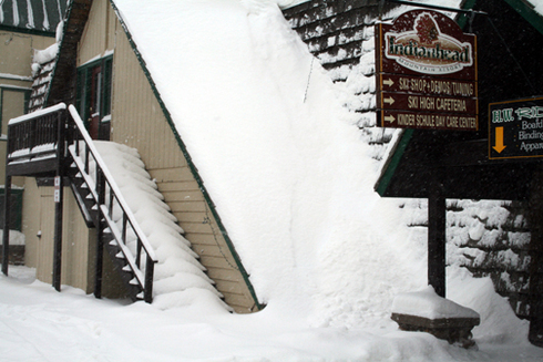 Foot of new snow at the Summit Center at Indianhead November 20, 2008